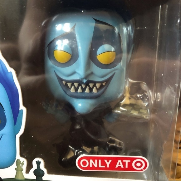 Funko Pop Disney: Villains: Hercules: Hades with Chess Board #1142 - Picture 5 of 5